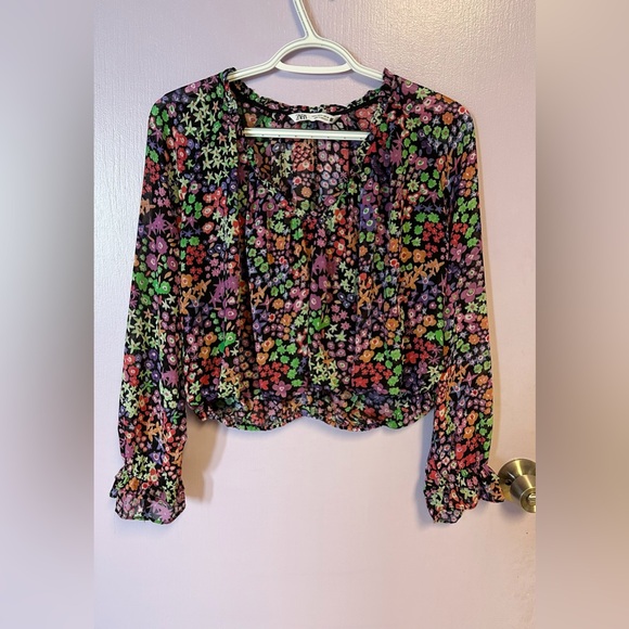 Zara Floral Blouse - Picture 1 of 9